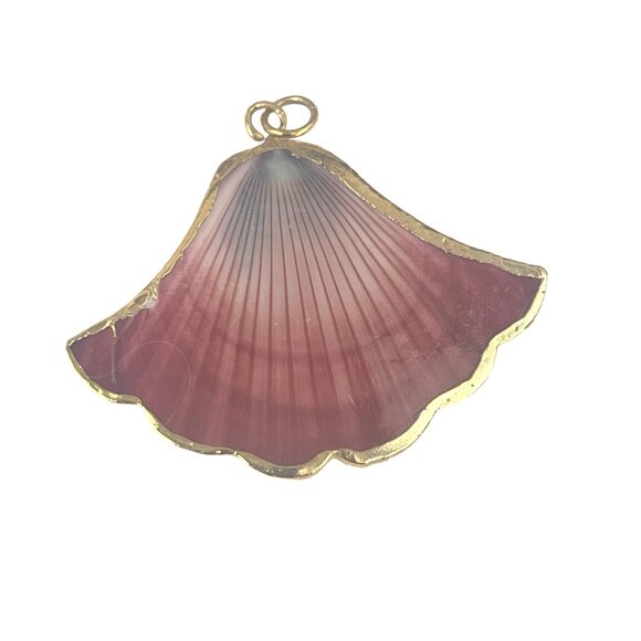 Gold Edged Natural Shell Pendant Charm 1.75 inch - Picture 1 of 6
